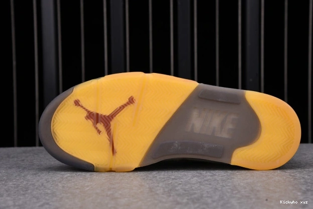 Retro 5 Jordan Sail OFF-WHITE DH8565-100 0619